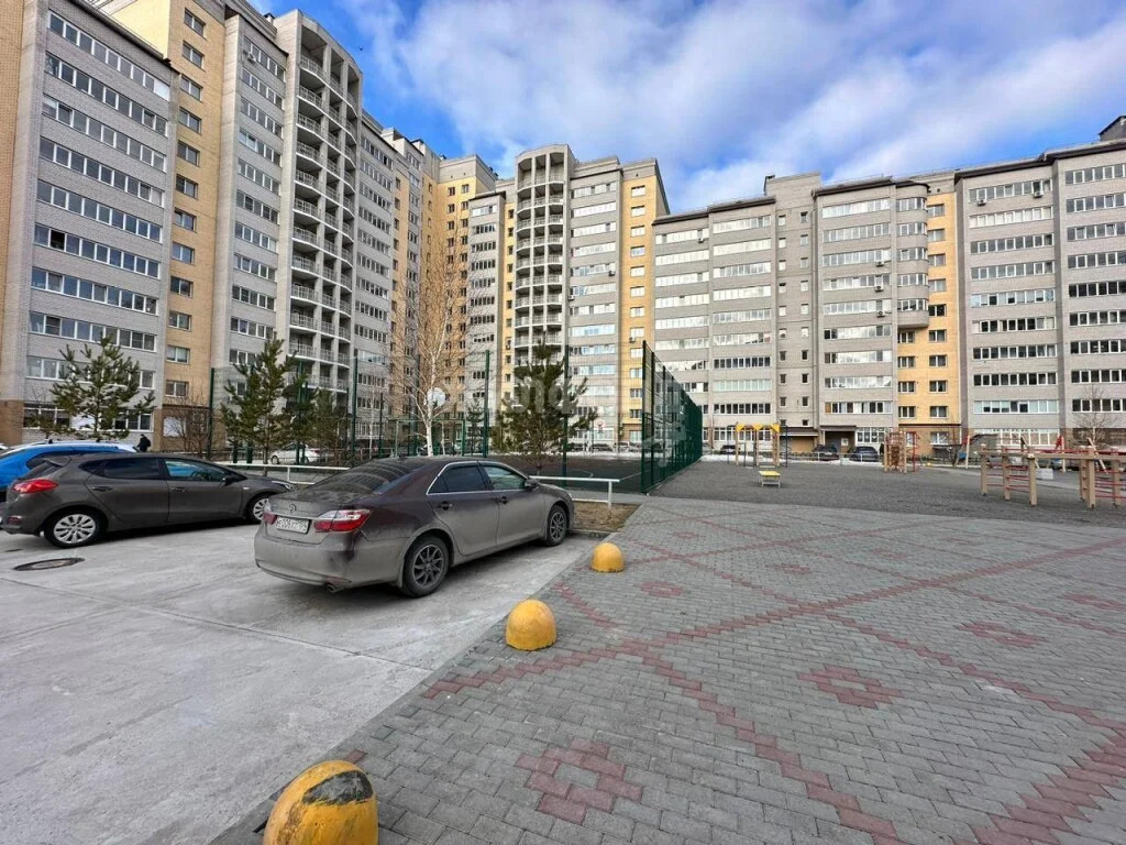 Продажа квартиры, Краснообск, Новосибирский район, 2-й микрорайон - Фото 0