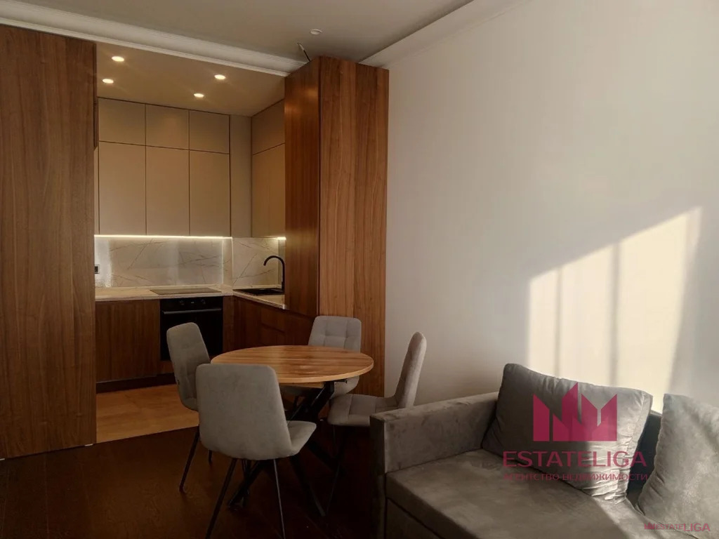 Аренда квартиры, улица Эдуарда Стрельцова - Фото 2