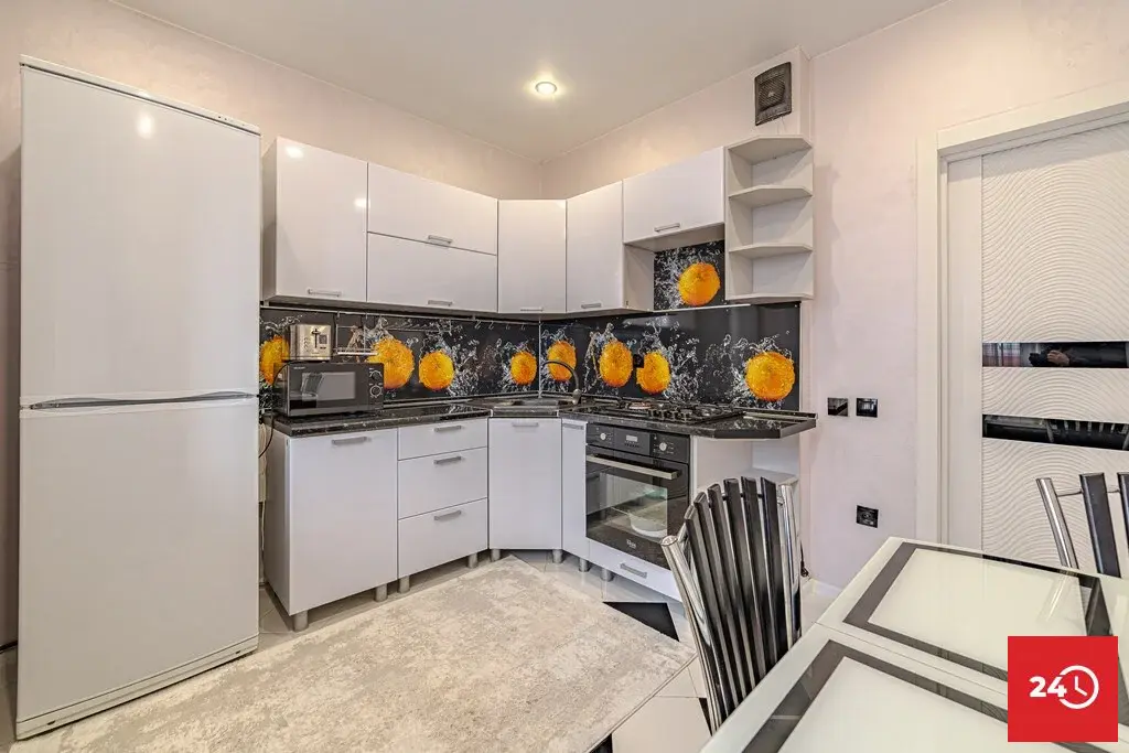 В продаже 2 к.кв площадью 51 кв.м. с ремонтом по адресу ул. Фонтанная - Фото 1