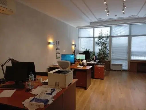 Офис 218 кв.м. - Фото 3