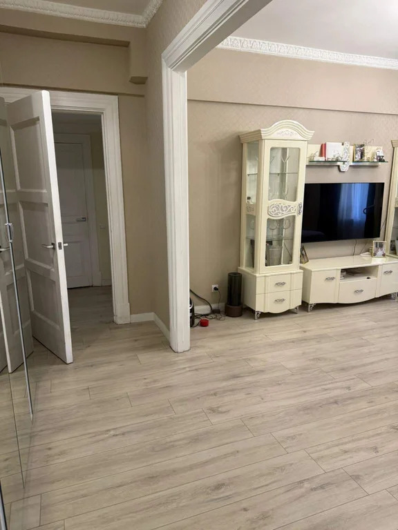 Продам 1-комн. квартиру 45.6 кв.м. - Фото 1