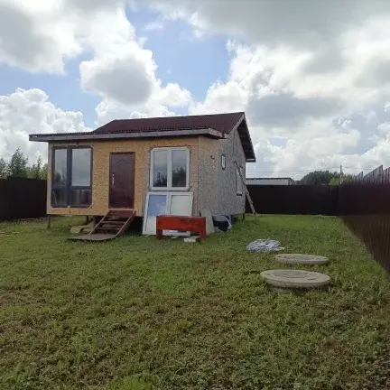 Дом на земельном участке 7,5 соток в п.свх.Буденновец Дмитровского рай - Фото 1