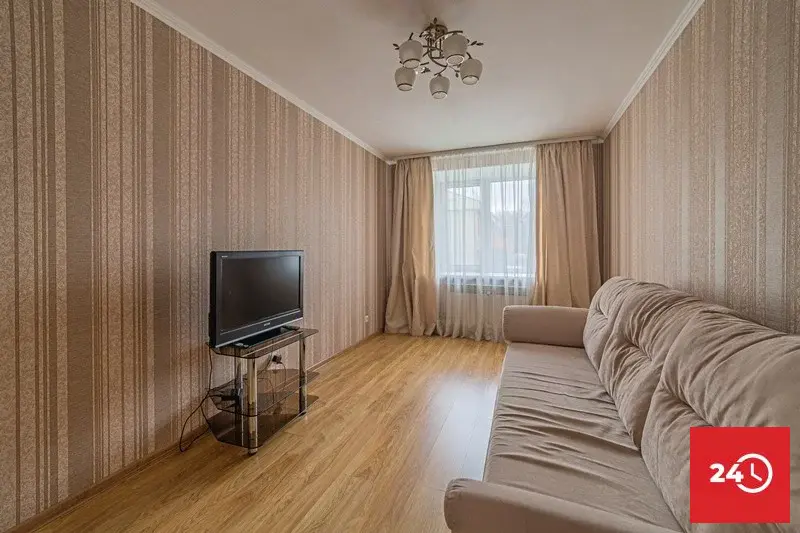 Продается 2 комнатная квартира в центре по улице Тарханова, 10 Маяк - Фото 13