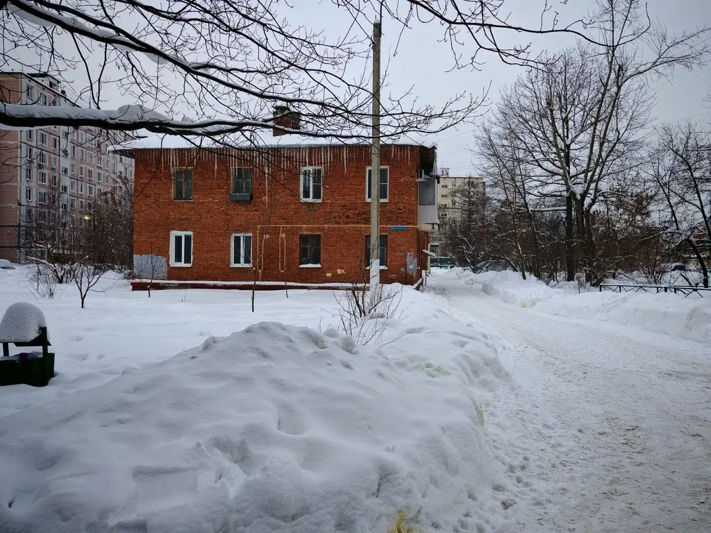 Продам квартиру в Лобне - Фото 1