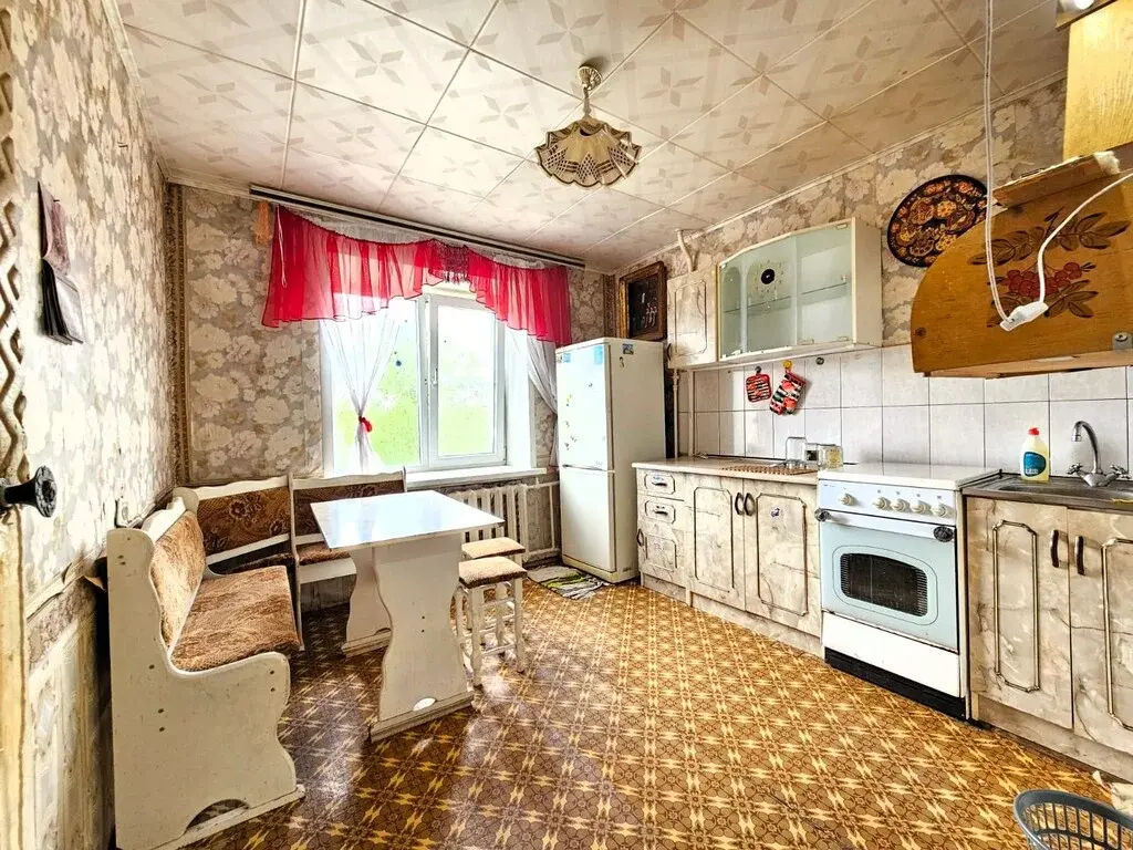 Продается большая, улучшенной планировки квартира в Савелова - Фото 0