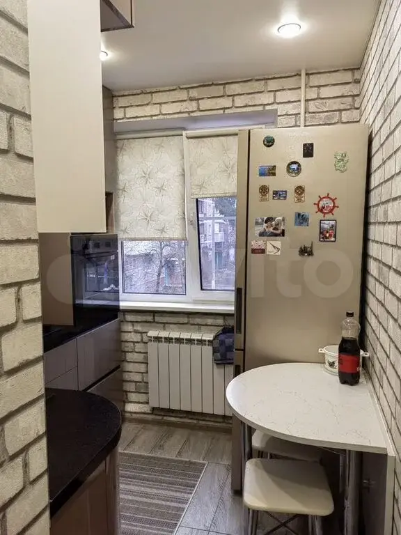 3-к. квартира, 70 м, 2/5 эт. - Фото 0