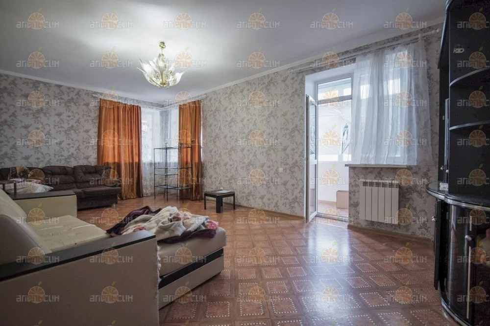 2-комн. квартира - Фото 1