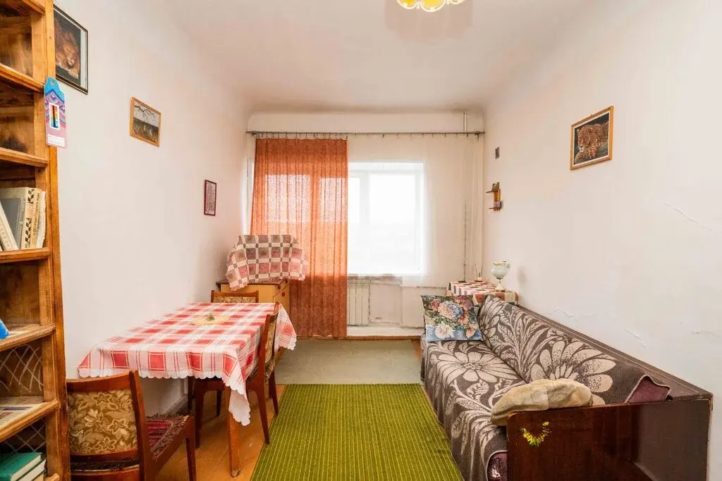 Квартира по ул. Карла Либкнехта 14 - Фото 1