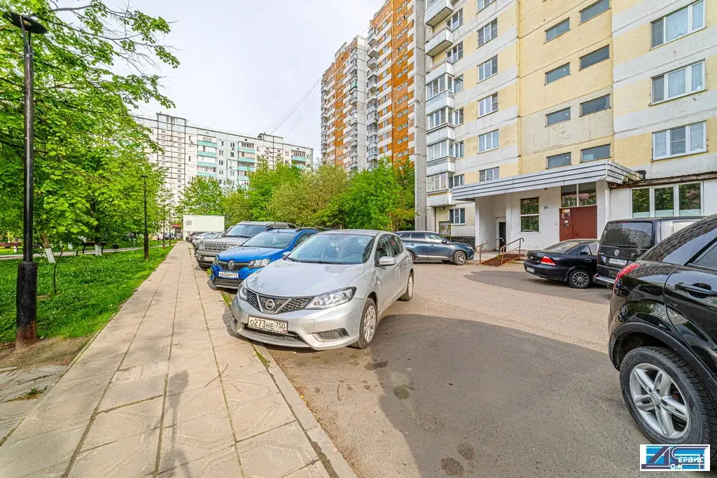 продается 2-х комнатная квартира - Фото 1
