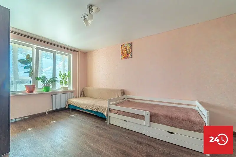 Продаётся просторная 3 комнатная квартира по ул. Зеленодольской 68 - Фото 17