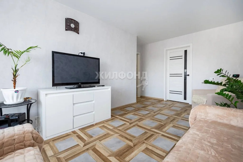 Продажа квартиры, Новосибирск, Солидарности - Фото 1