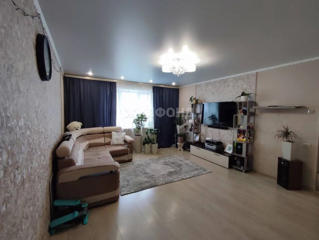 Продажа квартиры, Новосибирск, Александра Чистякова - Фото 1