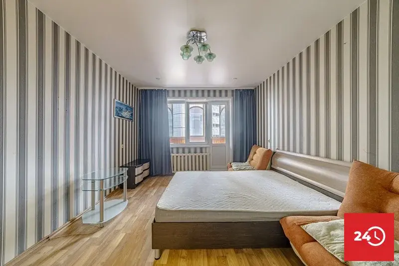 В продаже 1 комнатная  квартира по ул. Антонова, 23  ремонтом и мебель - Фото 2