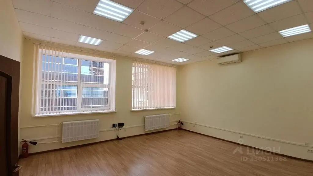 Снять офис 48.0м ул. Карла Маркса, 37/3, Уфа, Башкортостан респ., р-н ... - Фото 3