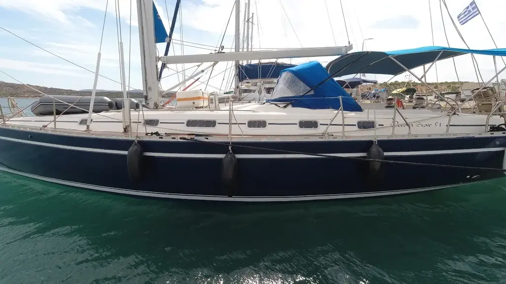 Яхта для сдачи в аренду со всей необходимой лицензионной документацией - Фото 1