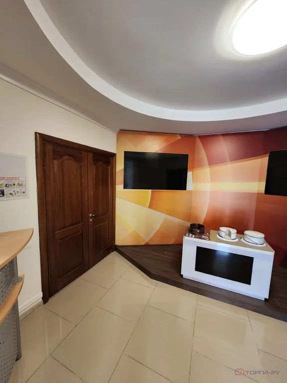 Продажа офиса, Тобольск, 9-й микрорайон - Фото 0