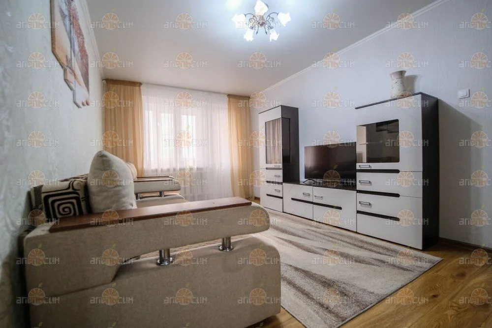 2-комн. квартира - Фото 2
