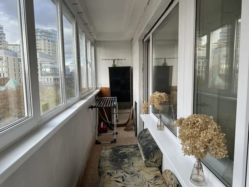 Просторная видовая Однушка на Шаболовке с большой Лоджией - Фото 31