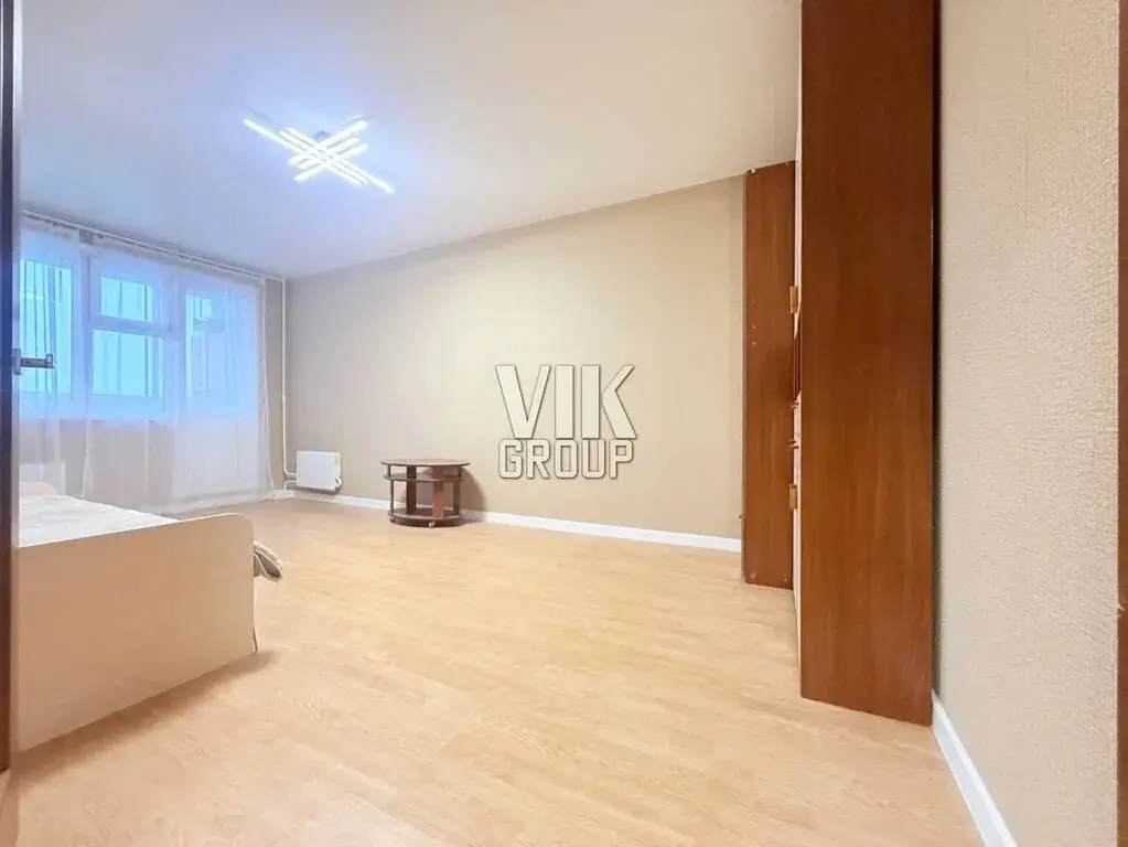 Предлагается светлая двухкомнатная квартира с отличным ремонтом - Фото 3