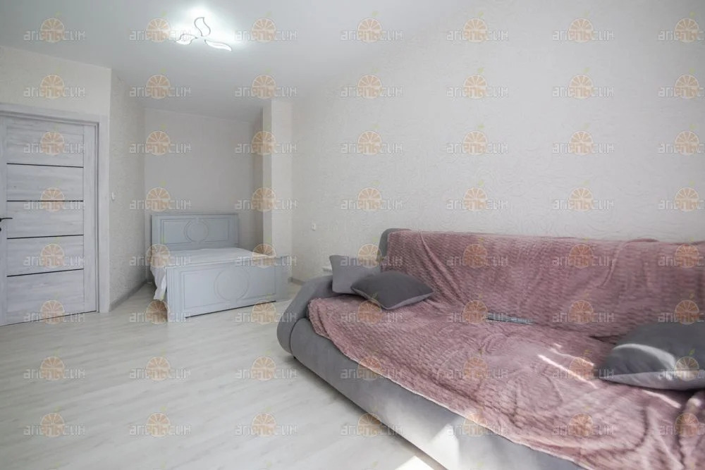 1-комн. квартира - Фото 1