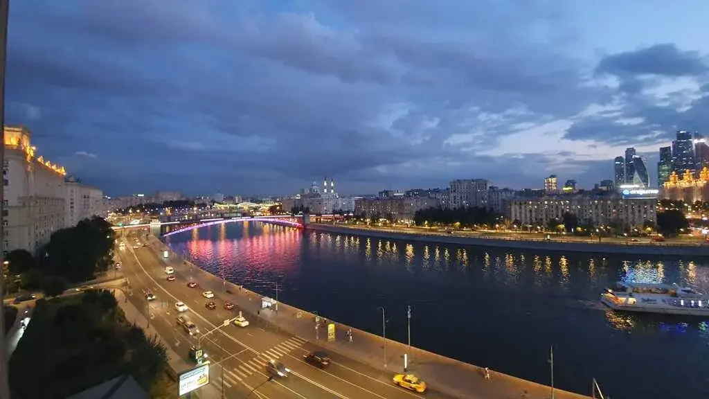 Продаётся 3-комн. квартира в Москве, новый Арбат - Фото 1