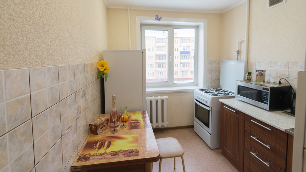 2-комнатная квартира в центре Кемерово посуточно - Фото 4
