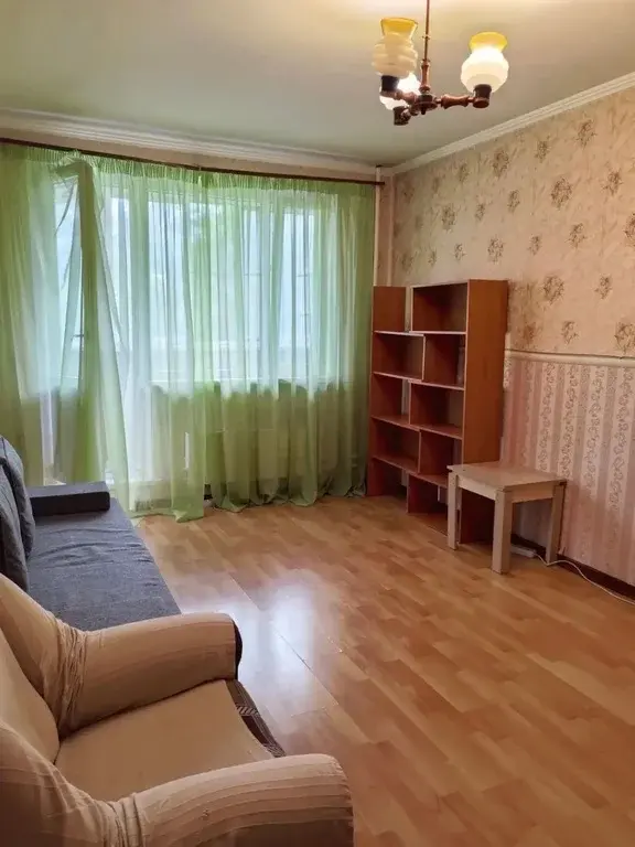 Дом рядом с метро, квартира с изолированными комнатами - Фото 1