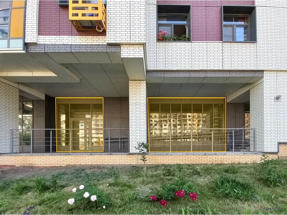 Продажа торгового помещения, ул. Бехтерева - Фото 2