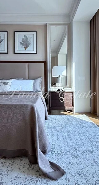 Видовая, светлая, очень красивая с 3 спальнями (ном. объекта: 9764) - Фото 8