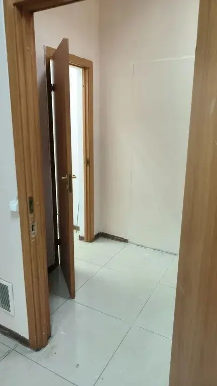 Продается офис 22,8 кв.м. в центре Казани, ул.Тази Гиззата д.6/31 - Фото 5