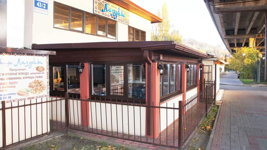 железнодорожный вокзал адлер, сочи. хоста сочи бриз. сочи ул железнодорожная. сочи ул железнодорожная. сочи ул железнодорожная.