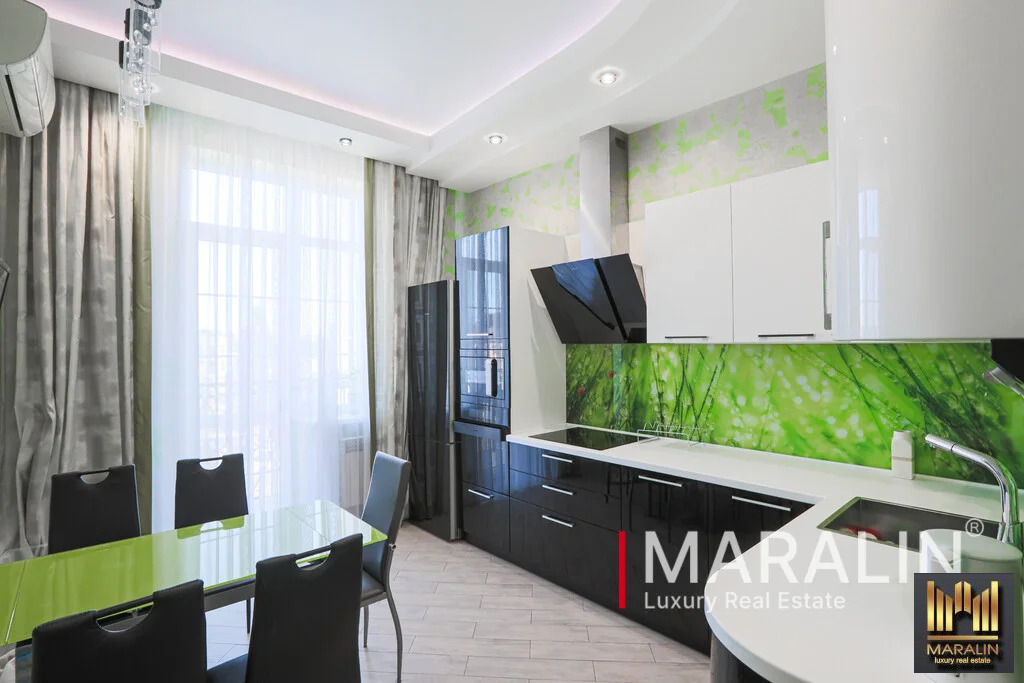 Продажа квартиры, Ростов-на-Дону, ул. Батуринская - Фото 0