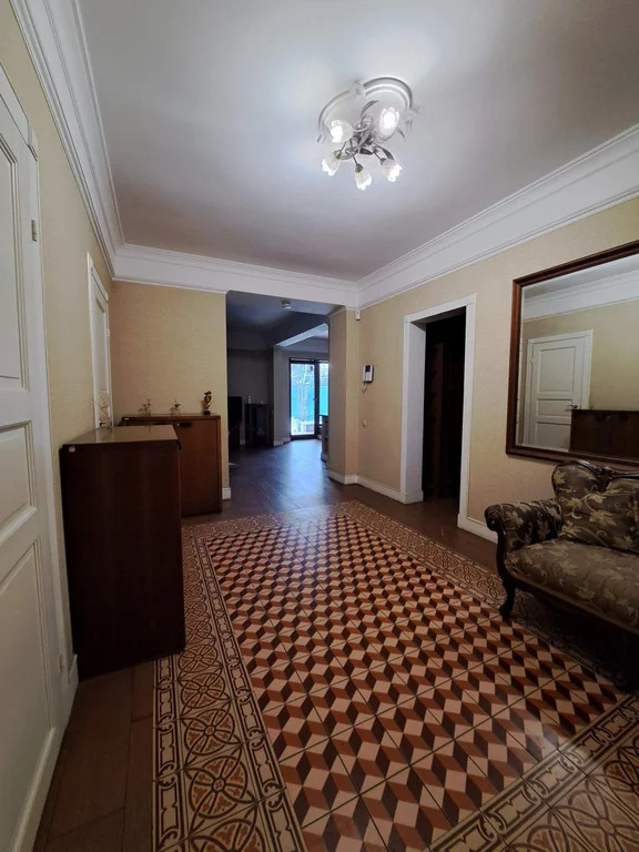 Аренда коттеджа 221 кв. м. в тихом районе Москвы - Фото 1