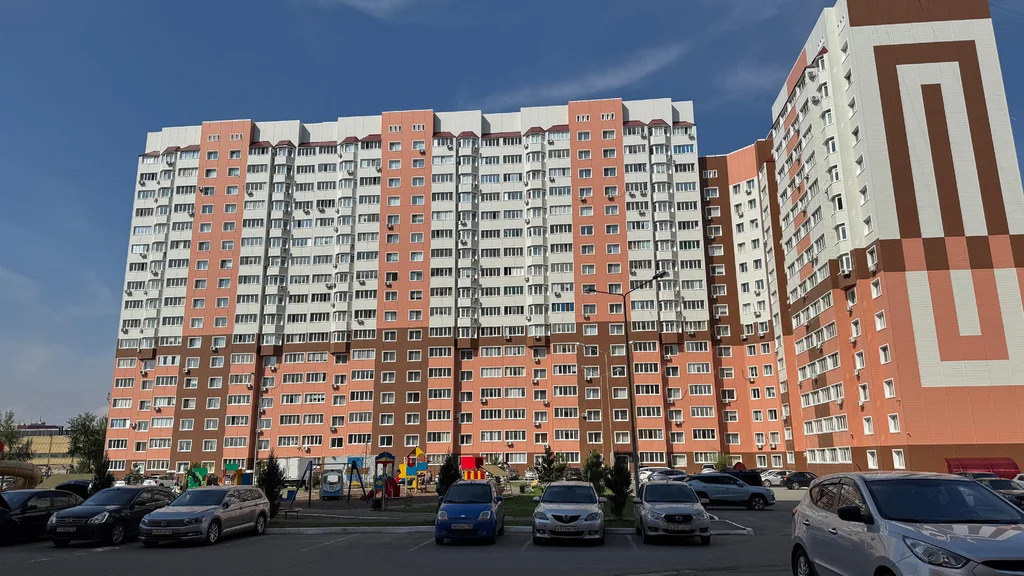 Продажа квартиры, Оренбург, Фронтавиков - Фото 1
