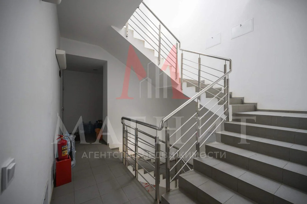 Продам 2-комн. квартиру 60 кв.м. - Фото 11