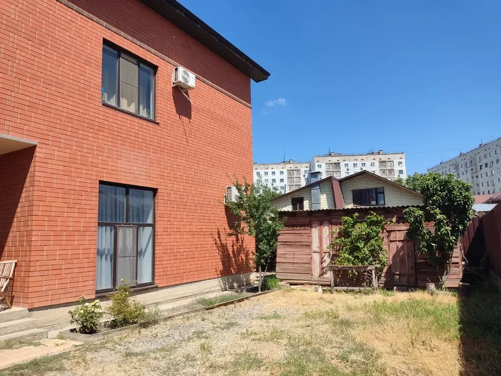 Продам тpёхэтажный, кирпичный дом, 240 кв. м.  с земeльным участком 3, - Фото 4