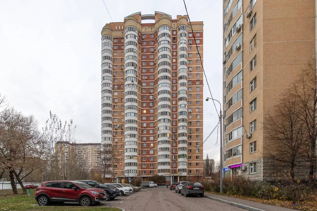 Продажа торгового помещения, ул. Дубнинская - Фото 0