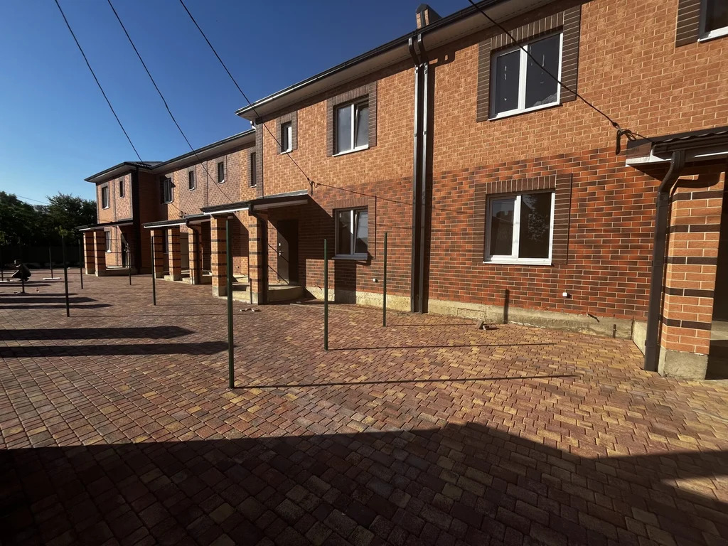 Продажа таунхауса, Афипский, Северский район, ул. Ленина - Фото 1