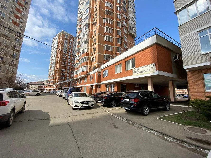 Срочная продажа! Продается 1-комн. квартира 52.2 кв.м. - Фото 1