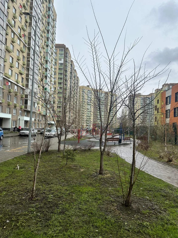 Продам 2-комн. квартиру 56.4 кв.м. - Фото 19