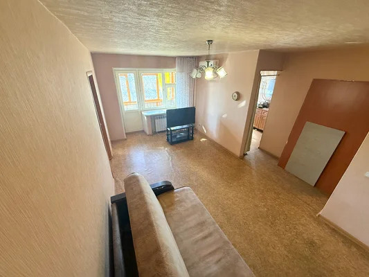 Продам двухкомнатную (2-комн.) квартиру, Знаменская ул, 5, Нижний Н... - Фото 1