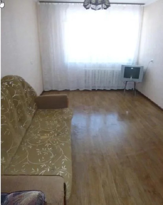 Как найти квартиру в аренду без посредников в тольятти. Агентство недвижимости тольятти центральный малосемейки. Комната тольятти. Малосемейка в тольятти. Авито комнаты в тольятти.