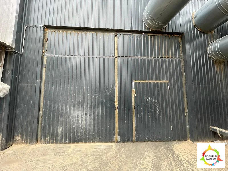 На огороженной, охраняемой территории на 4 этаже сдается 864 кв - Фото 1