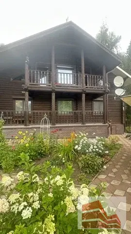 Бревенчатый дом - Фото 11