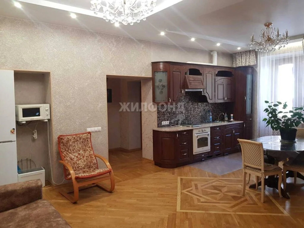 Продажа квартиры, Новосибирск, ул. Фрунзе - Фото 2