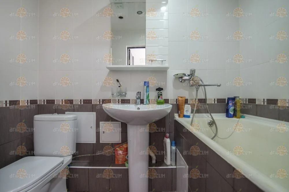 2-комн. квартира - Фото 12