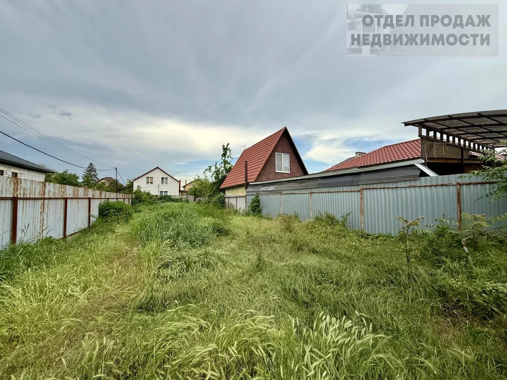 Участок на асфальтированной дороге - Фото 1
