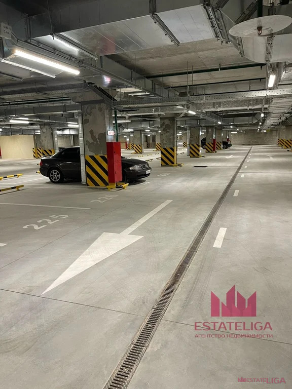 Продажа гаража, м. Савеловская, 3-я Нововатутинская улица - Фото 0