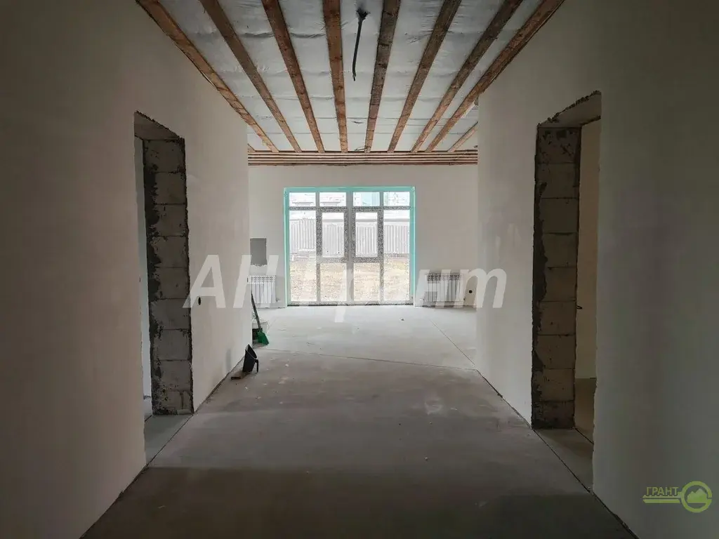 Шикарный дом с ГАРАЖОМ  и НАВЕСОМ , рядом лес - Фото 25