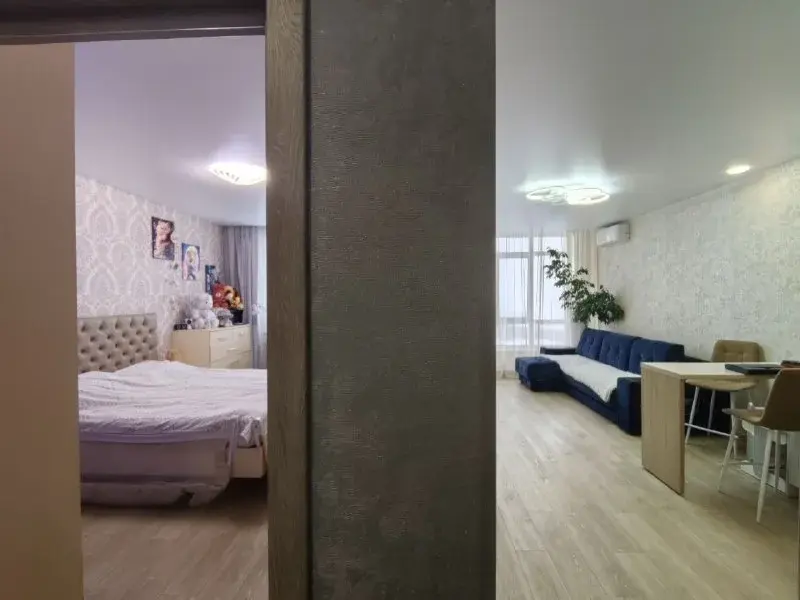 2х комн кв Притомский,29,отл сост с мебелью и техникой,8-902-984-82-82 - Фото 2